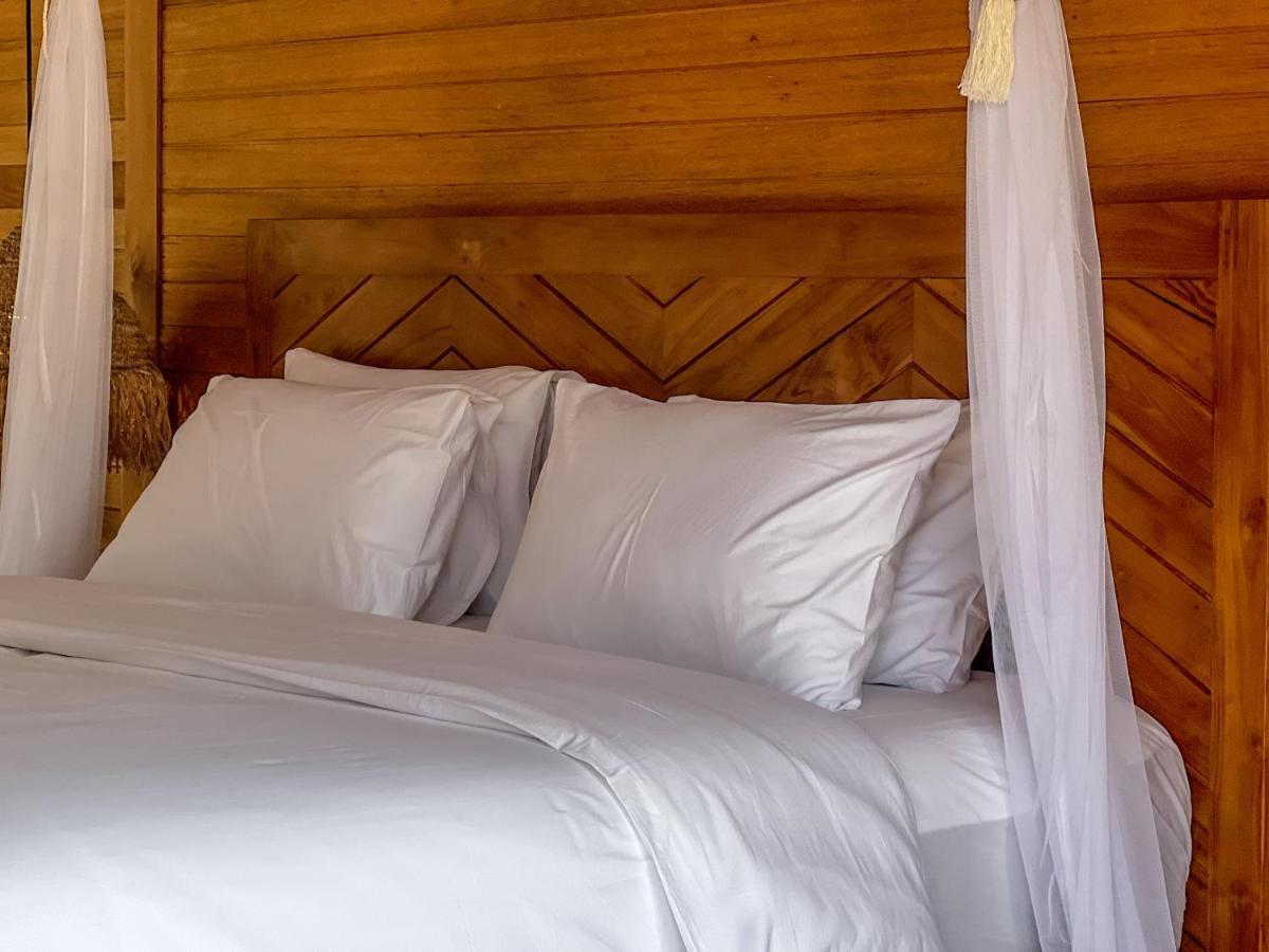 Diamond Beach Villas Tanglad Екстер'єр фото